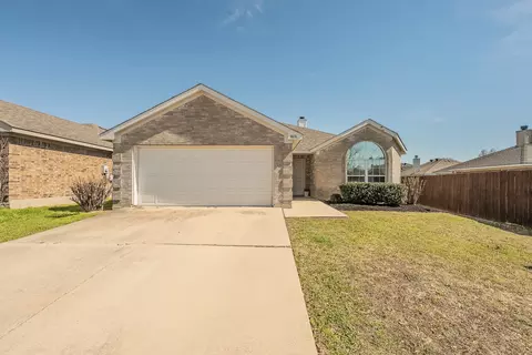4616 Wheatland Dr, Fort Worth, TX 76179