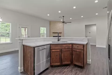 905 W Cardinal St, Ector, TX 75439 photo 9