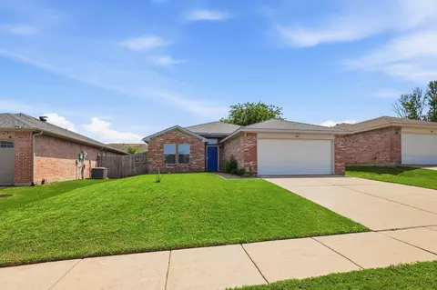 804 Castlewick Ct, Arlington, TX 76018