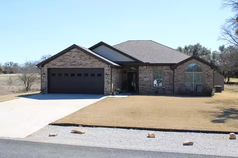 7280 Feather Bay Blvd, Brownwood, TX 76801