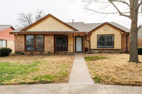 716 Fieldwood Dr, Mesquite, TX 75150