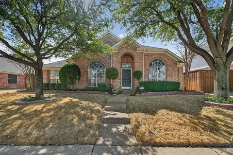5861 Chatham Ln, The Colony, TX 75056