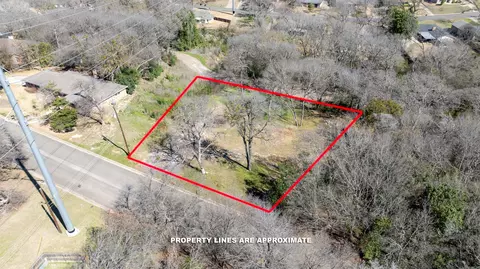 1141 Redondo Dr, Woodway, TX 76712