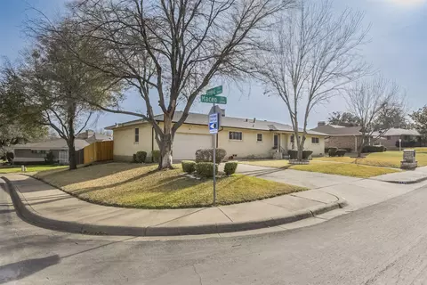2740 Maceo Cir, Dallas, TX 75216
