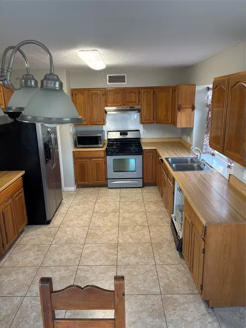 Kitchen - 210 Fm 46, Bremond, TX 76629 photo 1 of 3