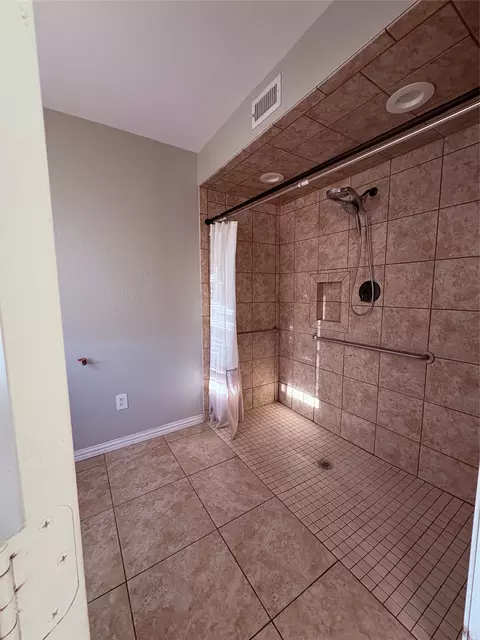 Bath - 210 Fm 46, Bremond, TX 76629 photo 2 of 4