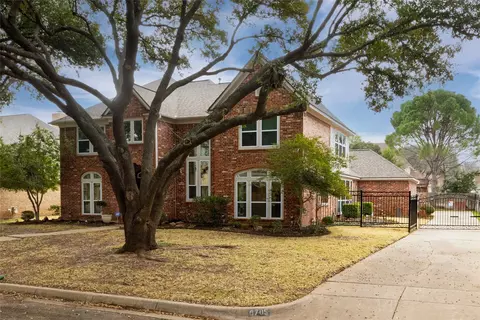 6705 Savannah Ln, Fort Worth, TX 76132