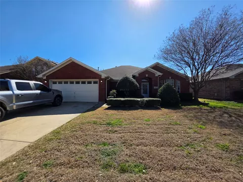 4412 Fox Meadows Ln, Mansfield, TX 76063
