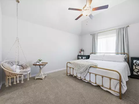 Bedroom - 6524 Elderberry Way, Argyle, TX 76226 photo 5 of 6