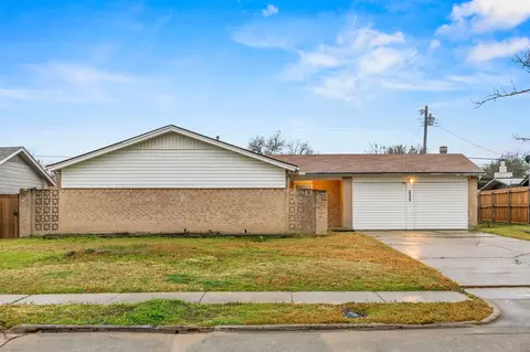 2438 Lasalle Dr, Irving, TX 75062