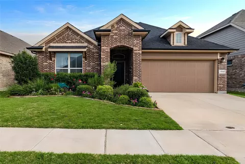 1900 Cardinal Way, Argyle, TX 76226