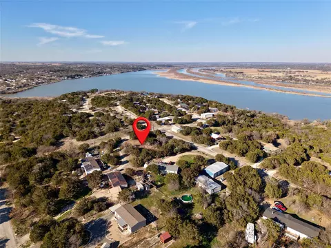 4810 Peachtree St, Granbury, TX 76048