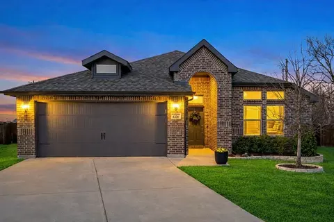 4326 Cordata Dr, Melissa, TX 75454