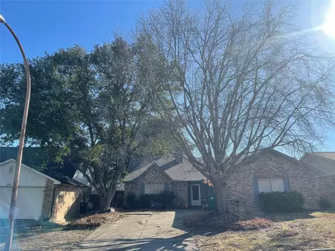 4120 River Birch Rd, Fort Worth, TX 76137