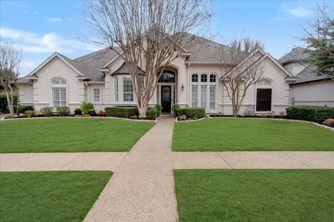 1002 Lakeridge Ct, Colleyville, TX 76034