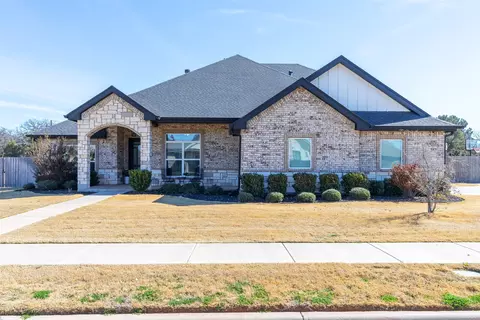 2301 Manor Oaks Ter, Abilene, TX 79602