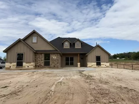 2666 N Cardinal Rd, Azle, TX 76020