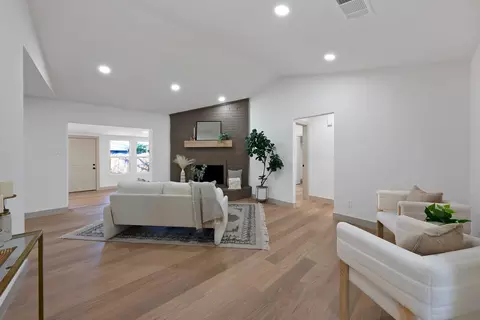 1820 Whittenburg Dr, Fort Worth, TX 76134