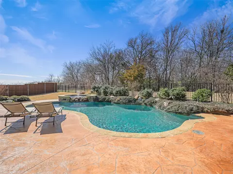 2939 Oasis Dr, Little Elm, TX 75068