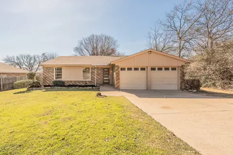7628 Craig St, Fort Worth, TX 76112