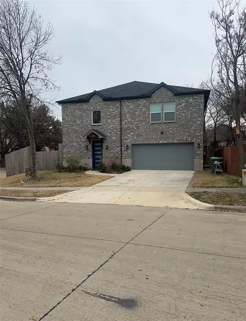 127 Chamblin Dr, Cedar Hill, TX 75104