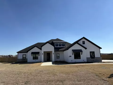 109 Homestead Ln, Waxahachie, TX 75165