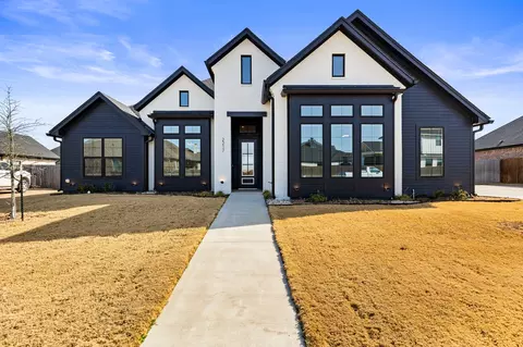 Exterior - 2217 Slocum Ct, Lorena, TX 76655 photo 2 of 11