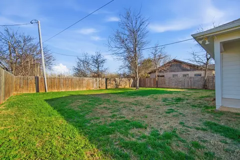 Exterior - 2941 Hickory St, Abilene, TX 79601 photo 3 of 6