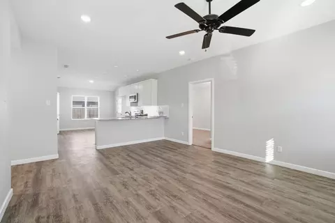 Living - 2941 Hickory St, Abilene, TX 79601 photo 4 of 4