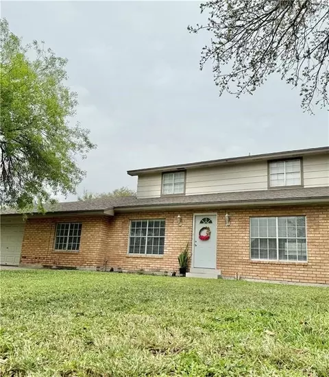 1725 Peach Tree Ct, Harlingen, TX 78550