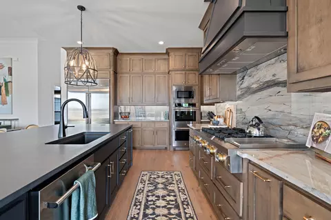 3017 Creek Meadow Ln, Northlake, TX 76226