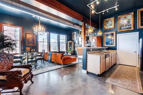 2502 Live Oak St #116, Dallas, TX 75204
