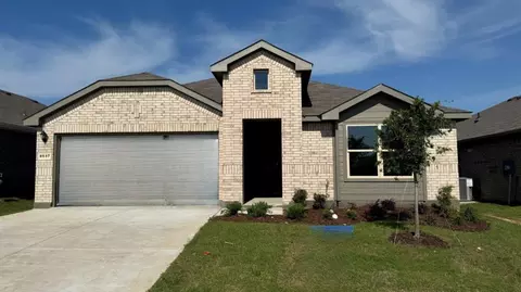8537 Dunnstown Dr, Fort Worth, TX 76131