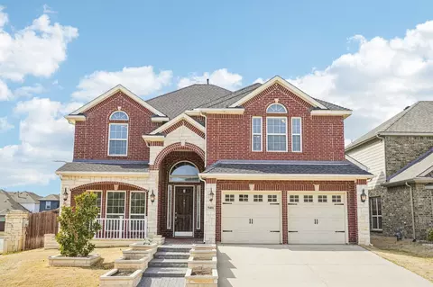 9401 Chuparosa Dr, Fort Worth, TX 76177