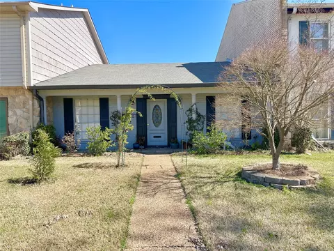 10051 Smitherman Dr, Shreveport, LA 71115