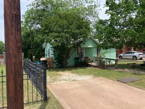 5930 Bonnell Ave, Fort Worth, TX 76107