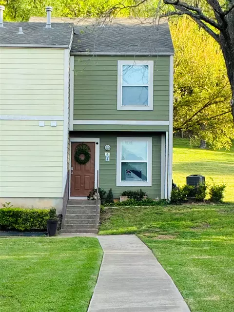 1500 Lake Shore Dr #404, Waco, TX 76708