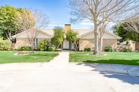 2916 Country Place Ct, Carrollton, TX 75006
