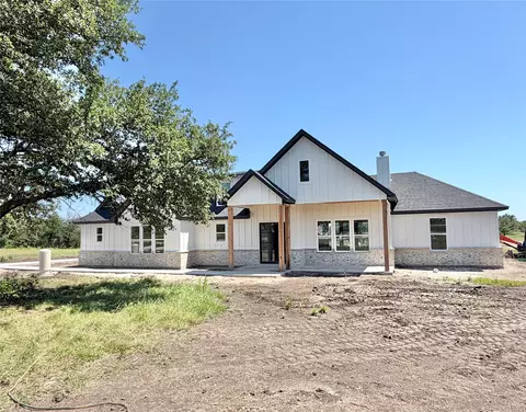 2020 Collin St, Weatherford, TX 76085