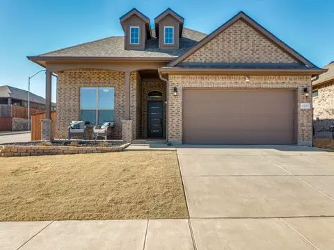 9301 Bronze Meadow Dr, Fort Worth, TX 76131