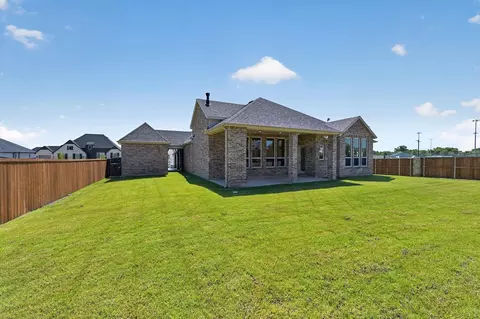 Exterior - 2802 Cedar Rdg, Sherman, TX 75092 photo 2 of 2