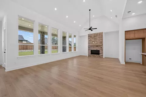 Living - 2802 Cedar Rdg, Sherman, TX 75092 photo 3 of 4