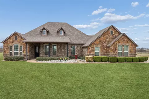 11201 Lakecrest Dr, Sanger, TX 76266