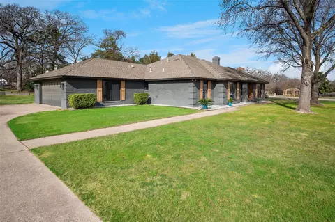 1210 Wood Creek Ln, Southlake, TX 76092