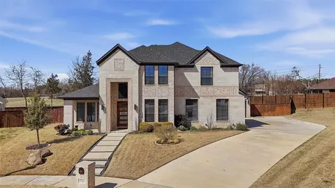 3701 Primrose Ct, Denison, TX 75020