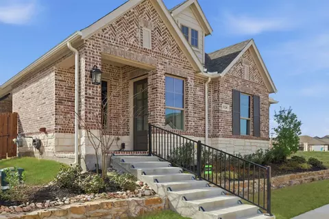 3120 Elmwood St, Fate, TX 75087