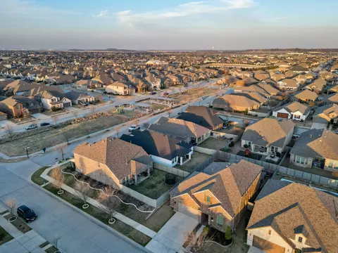 View/Area - 1312 Chickadee Dr, Argyle, TX 76226 photo 1 of 8