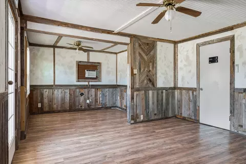 705 E Pine St, Edgewood, TX 75117 photo 12
