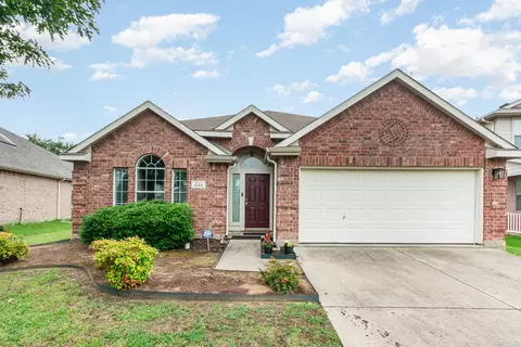 1232 Morning Dove, Aubrey, TX 76227