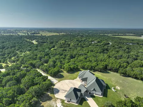 1754 Highland Dr, Whitney, TX 76692